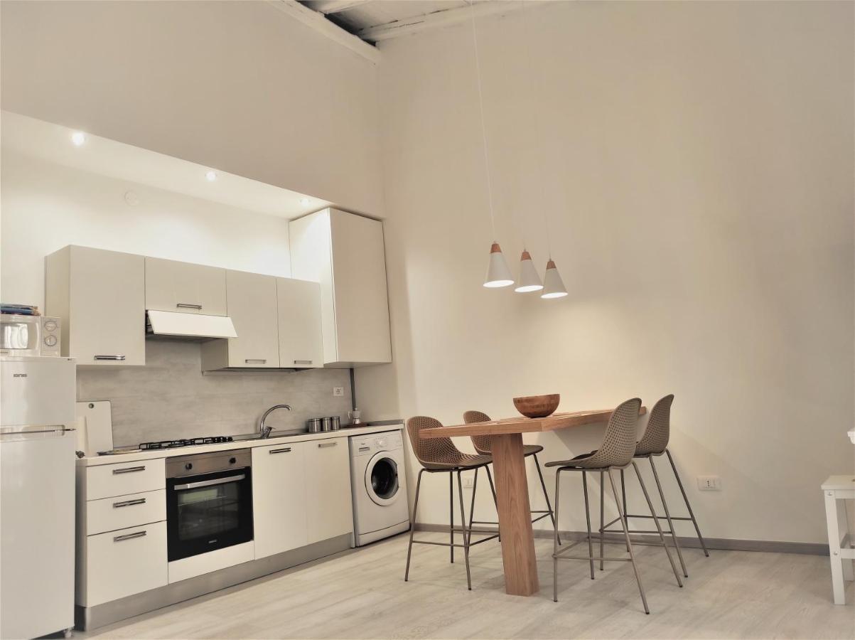 Edesia Apartment- Ortigia Holidays Syracuse ภายนอก รูปภาพ